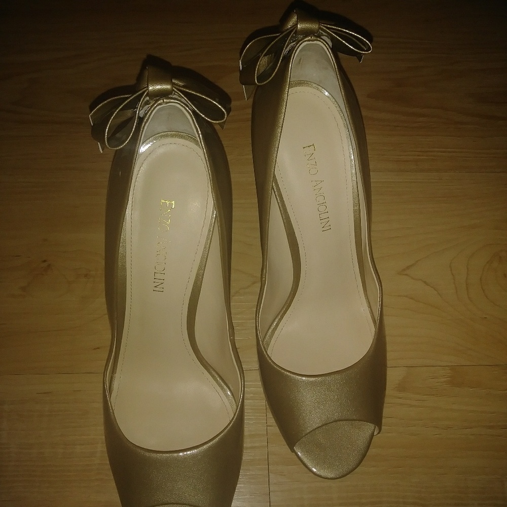 Enzo Angiolini